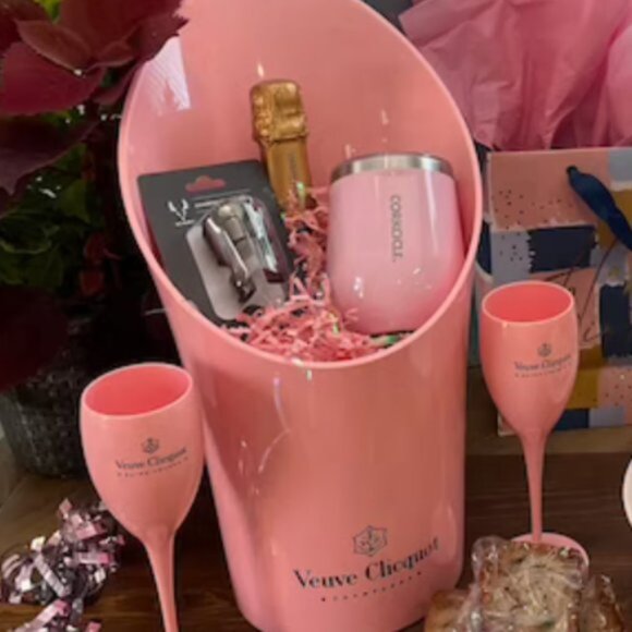 Veuve Clicquot Pink Champagne Bucket and Flutes - Picture 3 of 3